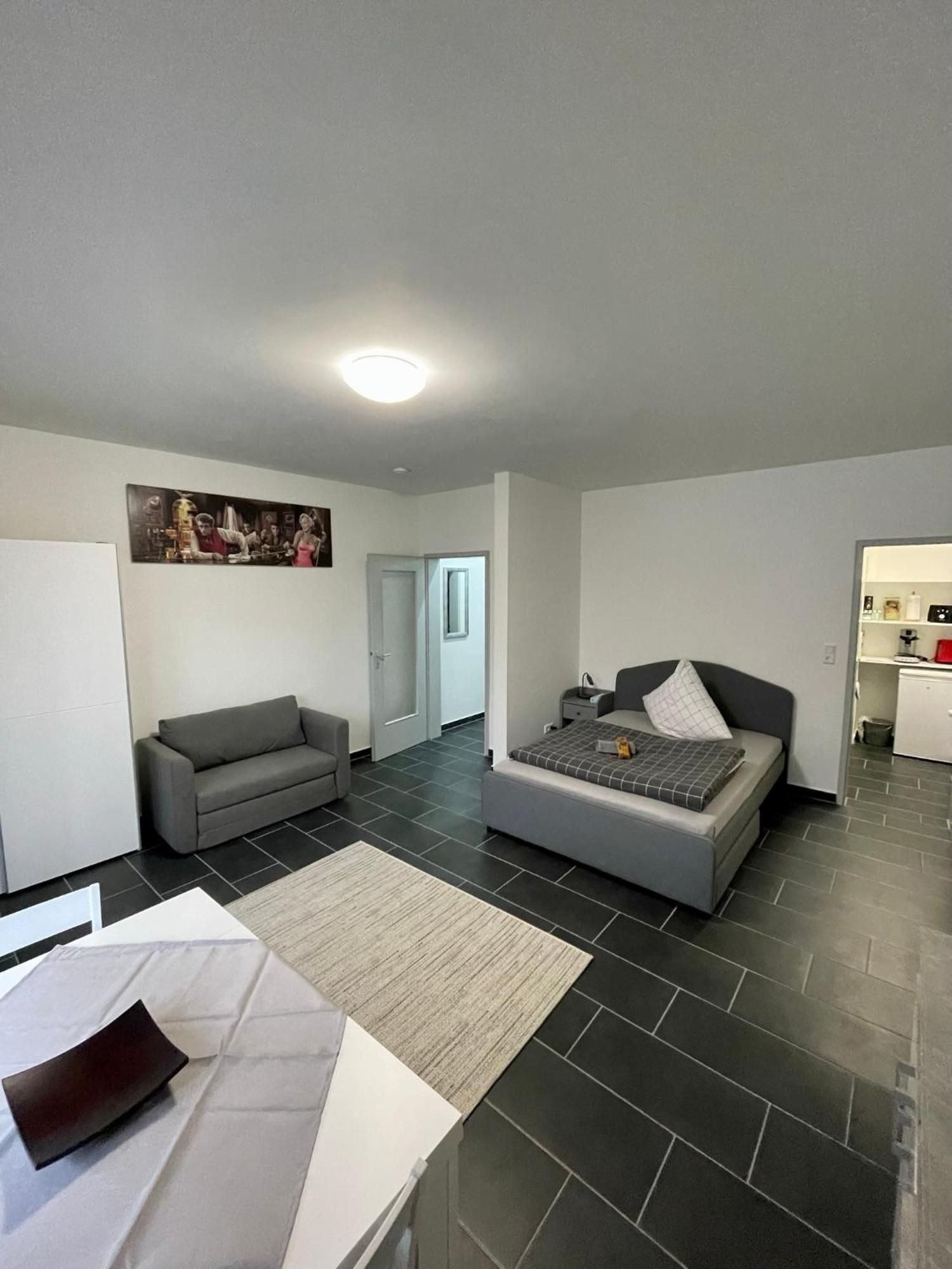 Naehe Hauptbahnhof & Ece-Center, Smart Tv Appartement Karlsruhe Buitenkant foto